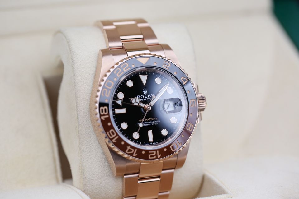 Rolex GMT Master II 126715 CHNR Image 2